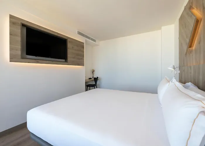 Hotel Senator