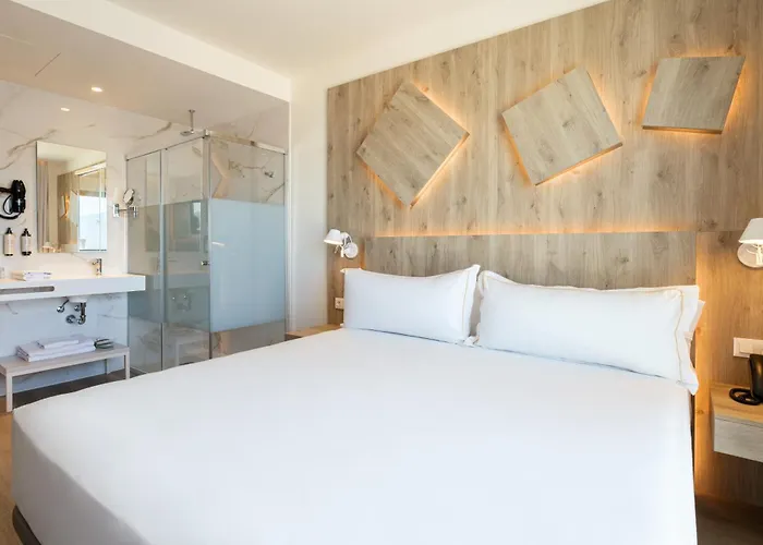 Hotel Senator 4*