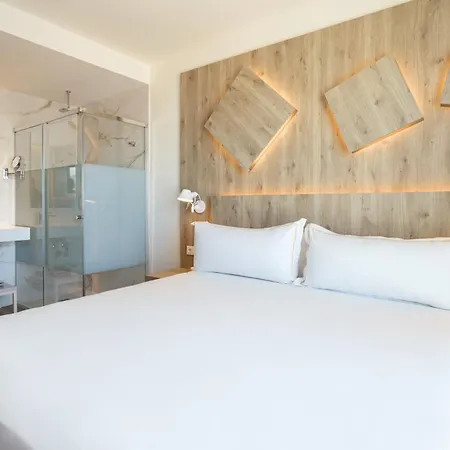 Hotel Senator 4*
