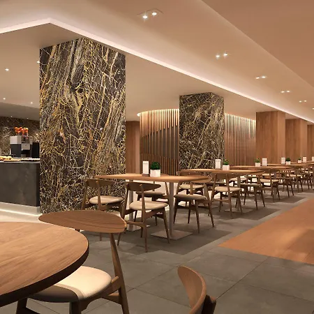 Hotel Senator 4*