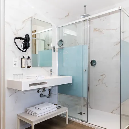 Senator מלון גאנדיה