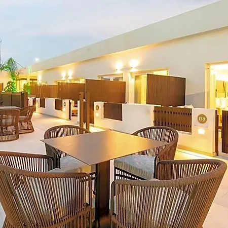 Hotel Senator 4*