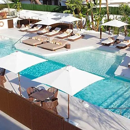 Senator Hotel 4*