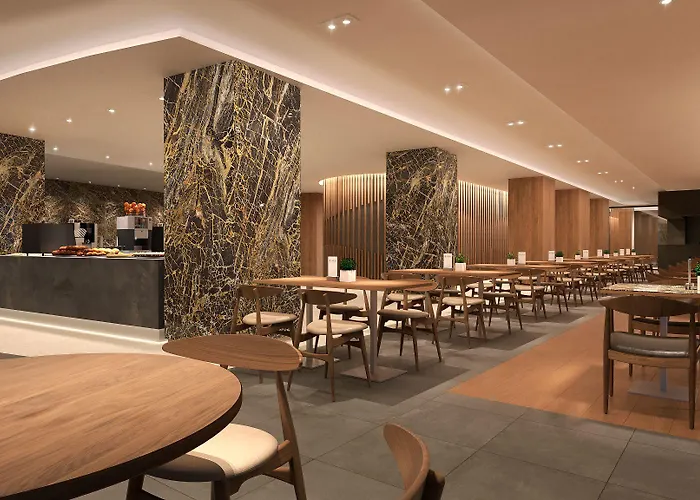 Hotel Senator 4*